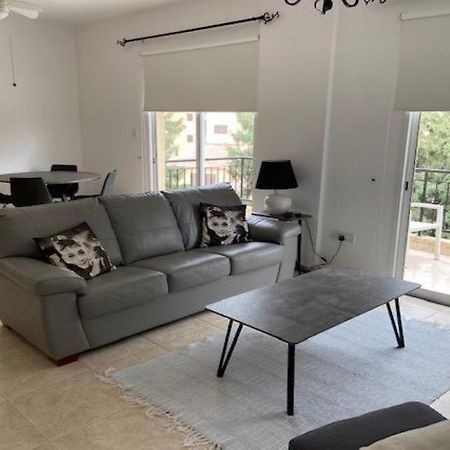 Kato Paphos Apartment In Universal Area Экстерьер фото